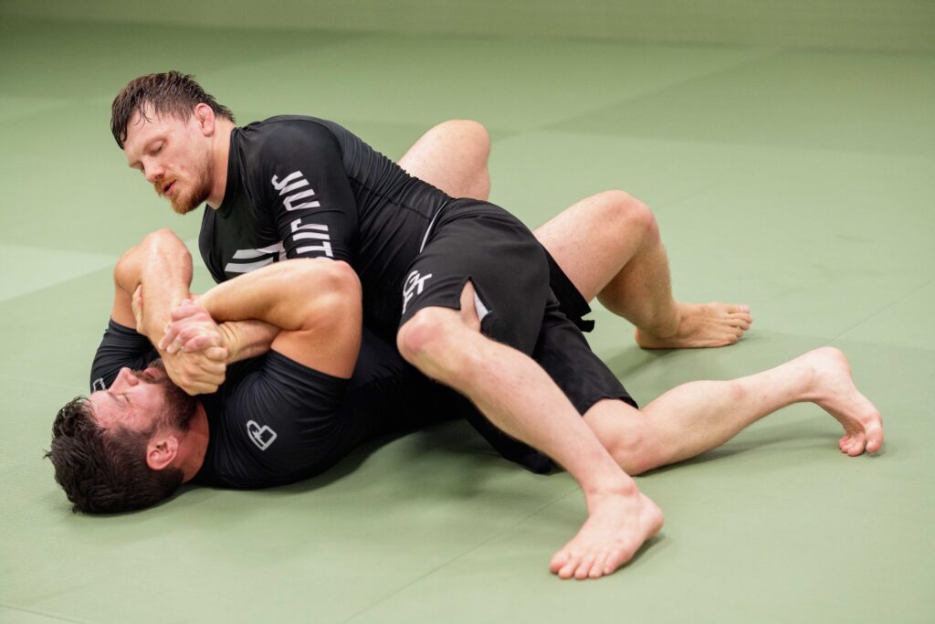 Training Jiu-Jitsu self defense